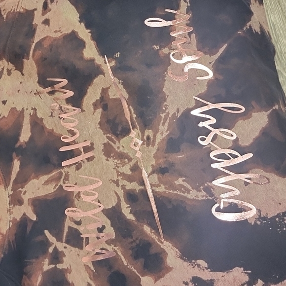 Sweater - Picture 6 of 6